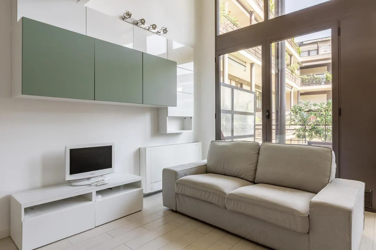 Apartmán Elegant Loft With Balcony! Milán